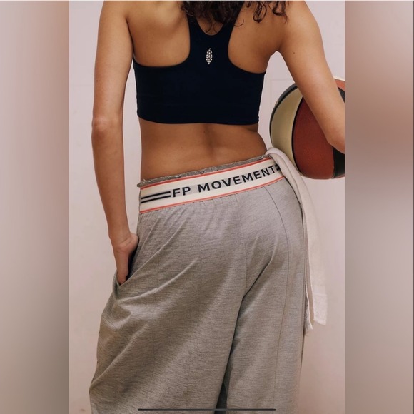 Free People Movement Heather Grey Jogger Sweatpants XS Logo Waistband New W/ Tag - Picture 2 of 7